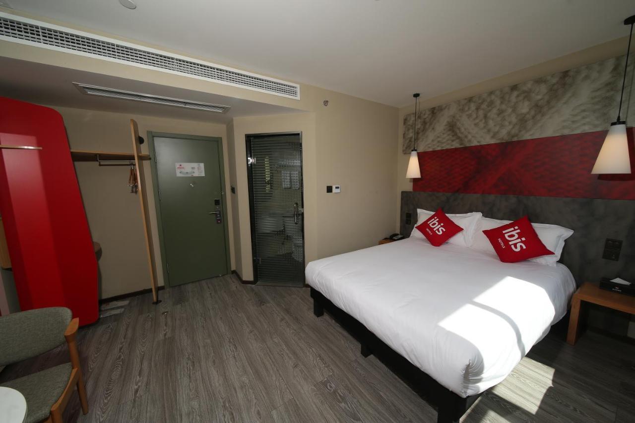Ibis Chengdu Meizhou Center Εξωτερικό φωτογραφία
