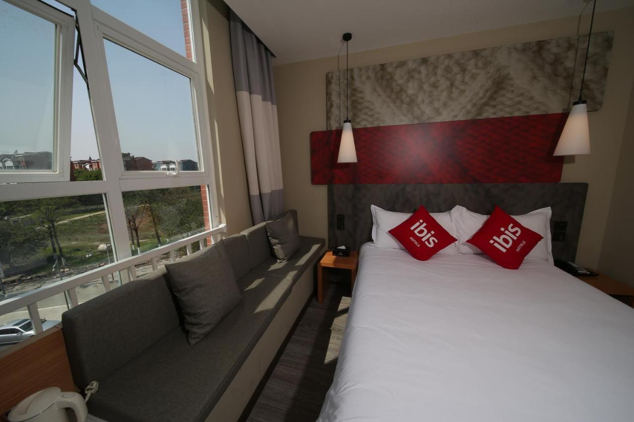 Ibis Chengdu Meizhou Center Εξωτερικό φωτογραφία
