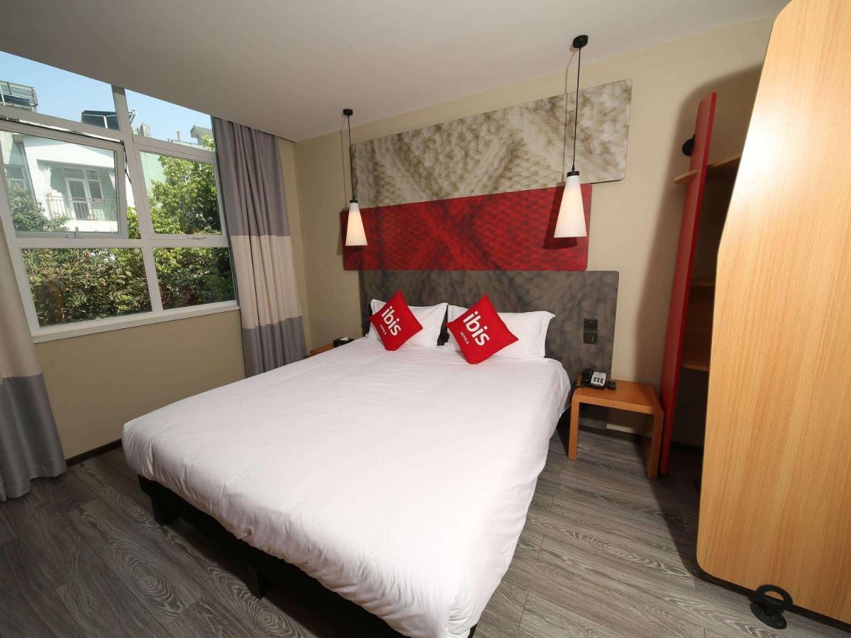 Ibis Chengdu Meizhou Center Εξωτερικό φωτογραφία