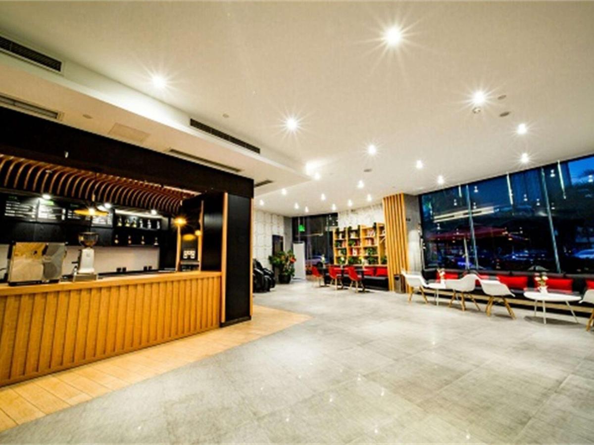 Ibis Chengdu Meizhou Center Εξωτερικό φωτογραφία